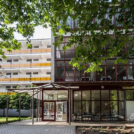 Ce Napfeny Hotel Шіофок Екстер'єр фото